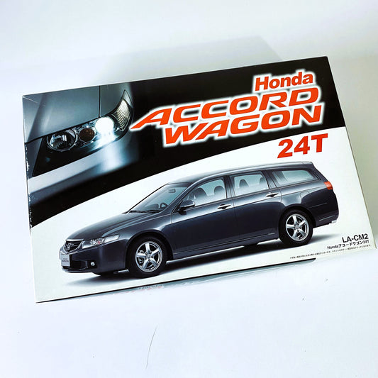 Honda Accord VII Wagon - 1/24 model kit