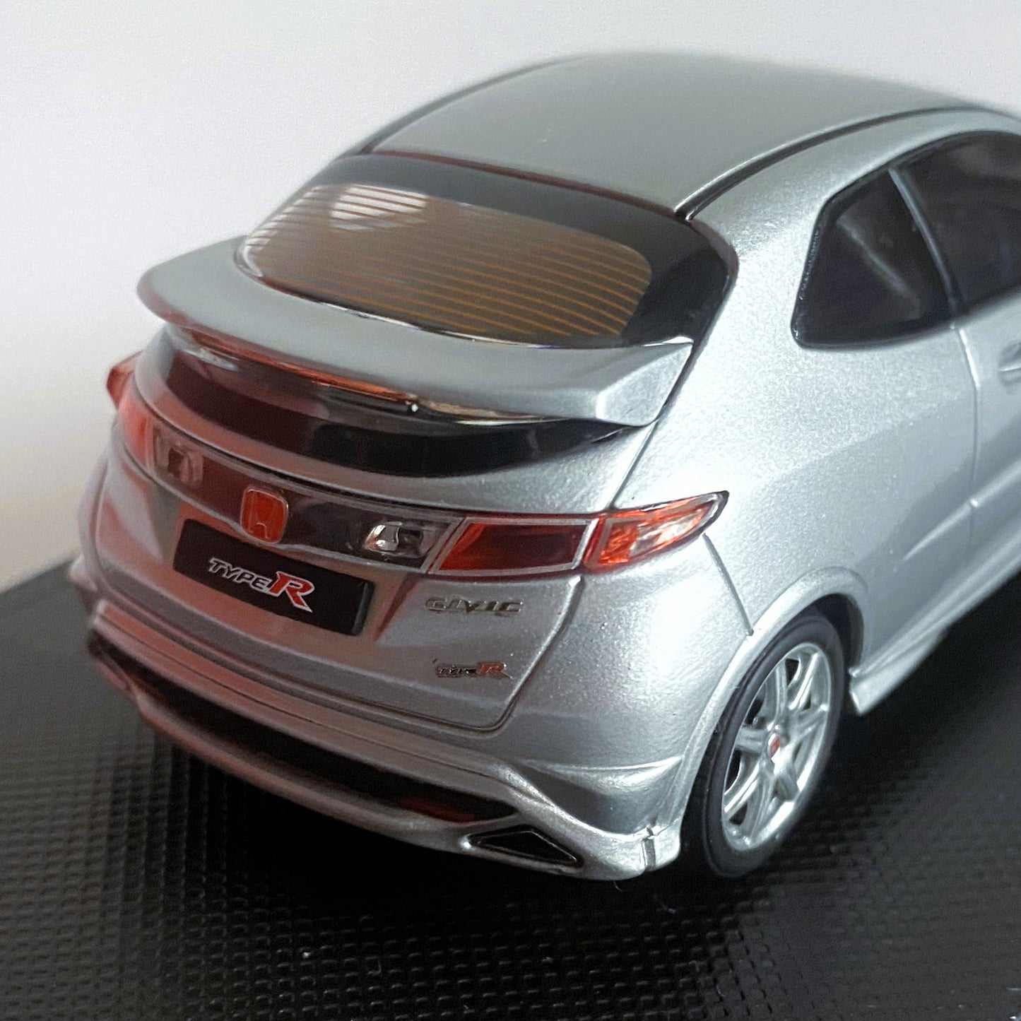 Honda Civic FN2 Type-R - 1/43 model