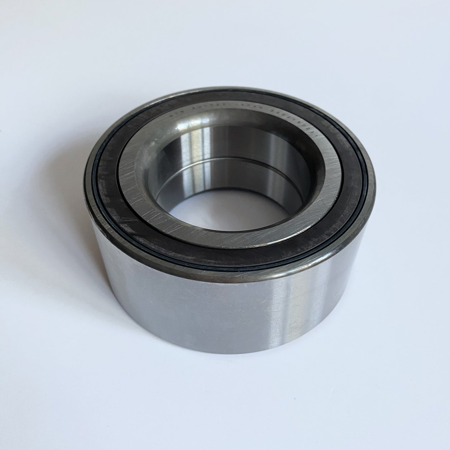 Front wheel bearing - genuine Honda Accord VIII