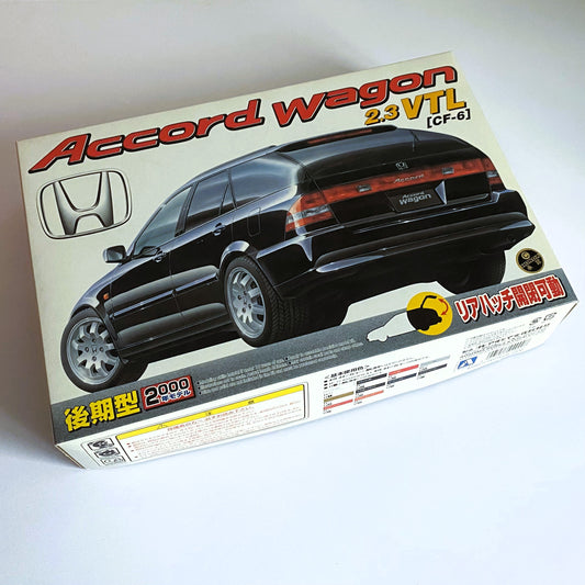 Honda Accord VI - 1/24 model kit